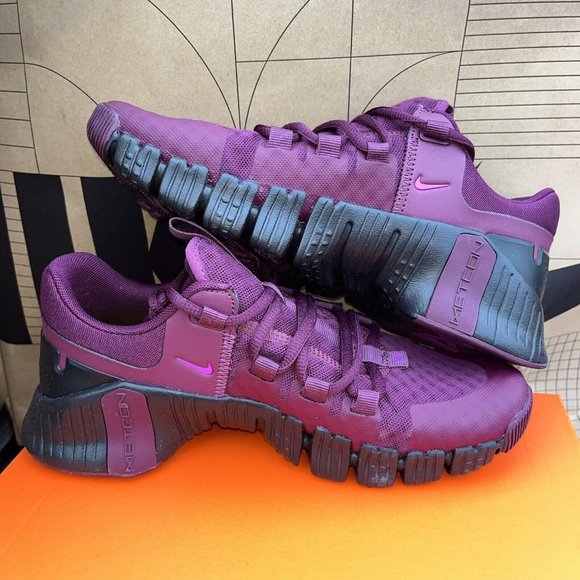 NEW Nike Free Metcon 5 'Bordeaux' Purple Black DV3950-601 Women CrossFit - Picture 6 of 6